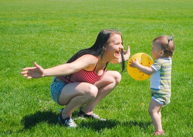 <div class="tagline"><span>What is an au pair or nanny - explanation for people who love working with kids.</span></div>